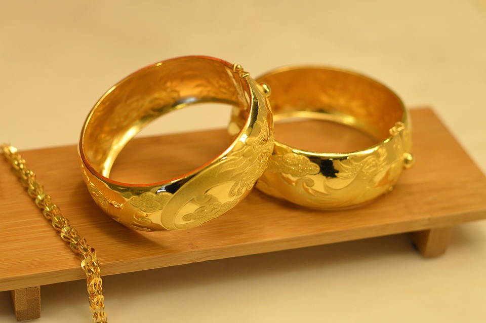 18k gold jewelry