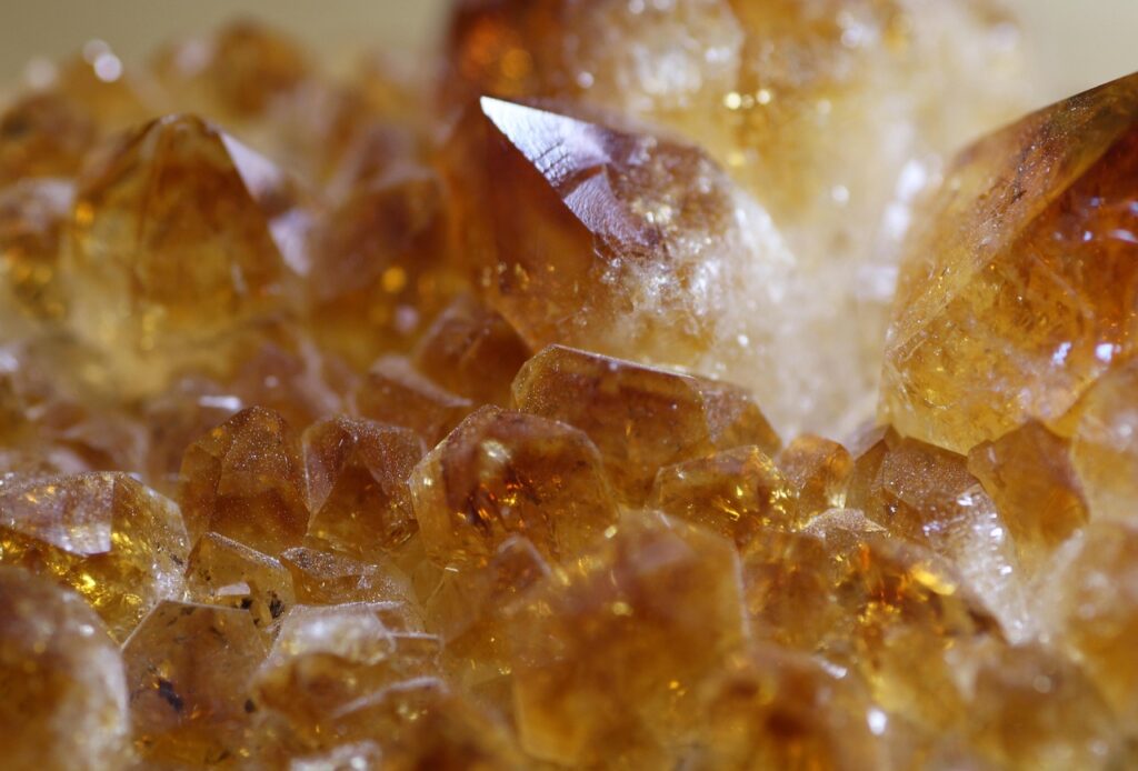 gemstone-3569938_1280